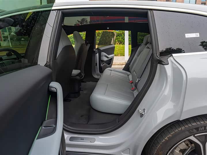 Фото 14 - Nio ET5T