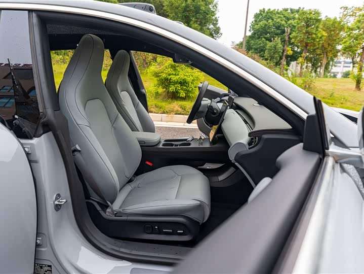 Фото 15 - Nio ET5T