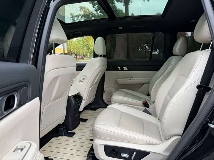 Фото 6 - LiXiang One