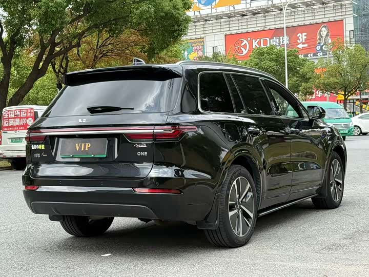 Фото 7 - LiXiang One