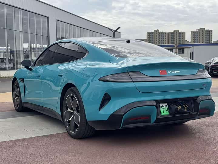 Фото 16 - Xiaomi SU7