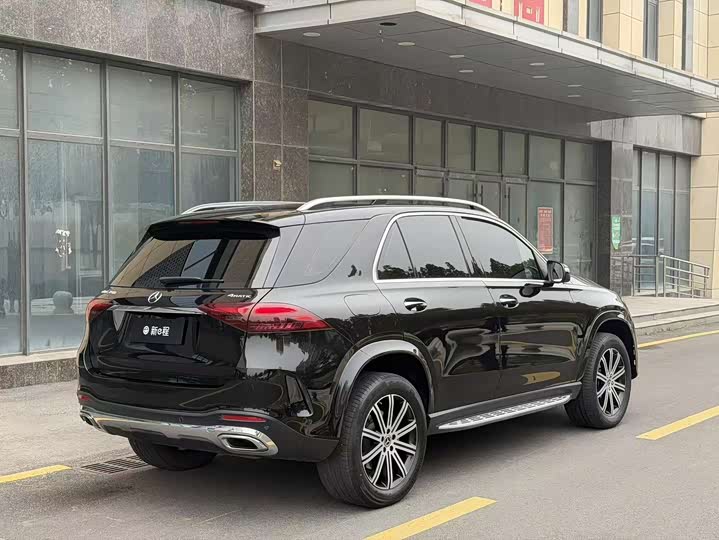 Фото 4 - Mercedes-Benz GLE-Class