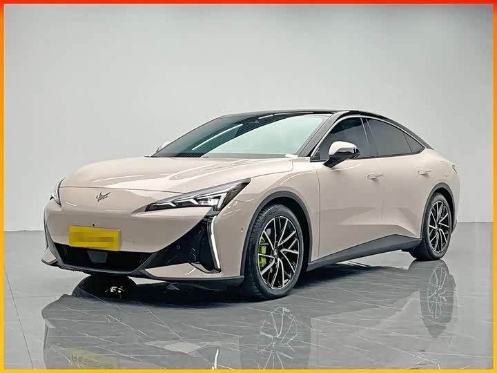 Фото 1 - BAIC Arcfox Alpha S5