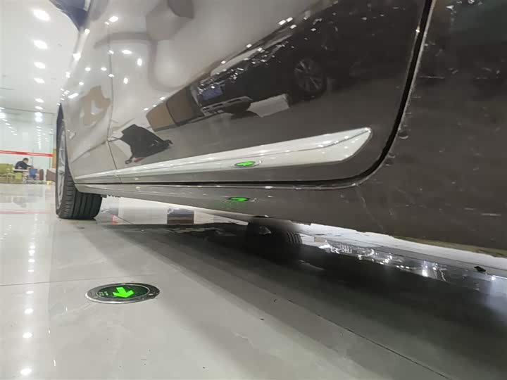 Фото 22 - Buick GL8 ES