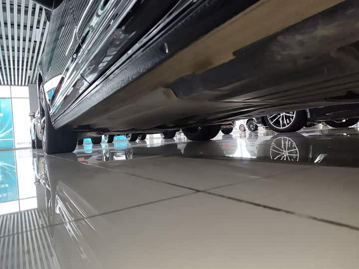 Фото 22 - Volkswagen Passat