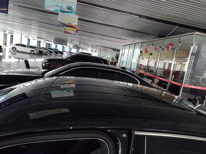 Фото 27 - Volkswagen Passat