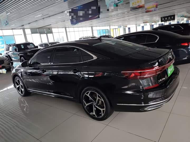 Фото 5 - Volkswagen Passat