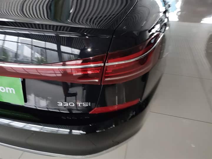 Фото 8 - Volkswagen Passat