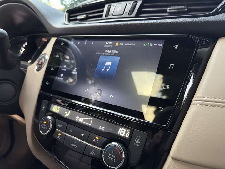 Фото 14 - Nissan X-Trail