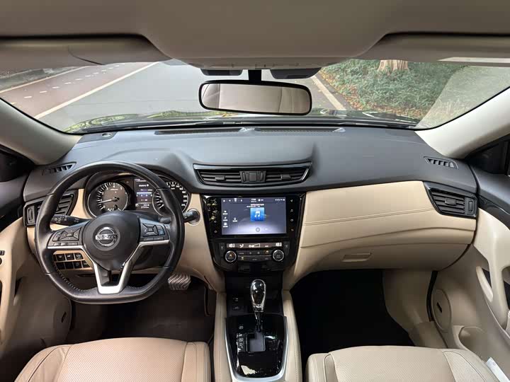 Фото 6 - Nissan X-Trail