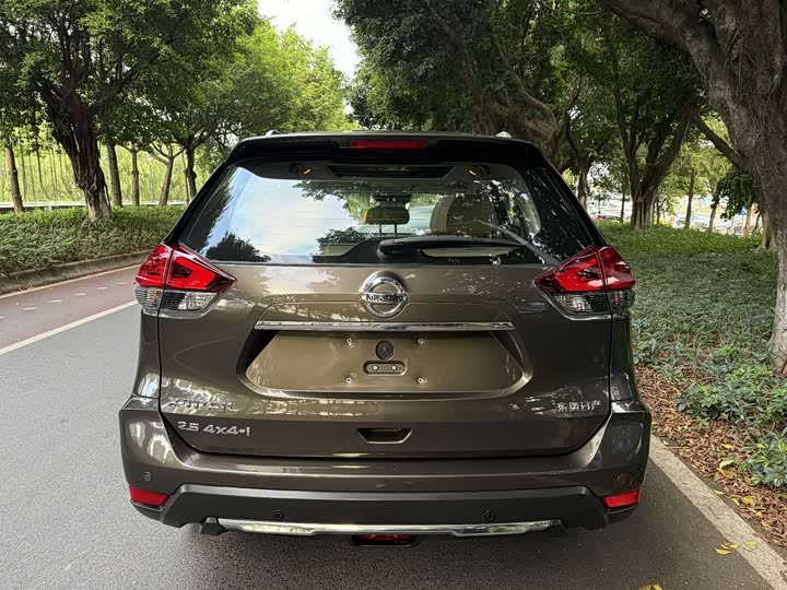 Фото 7 - Nissan X-Trail