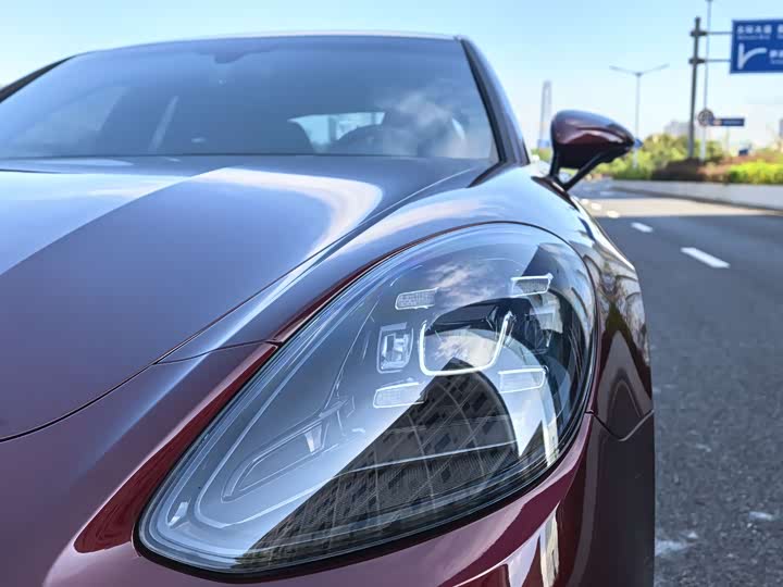 Фото 5 - Porsche Panamera