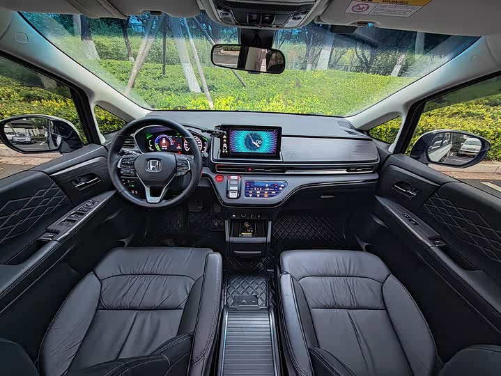 Фото 6 - Honda Elysion