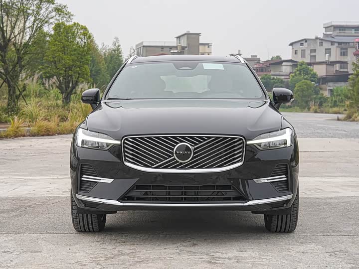Фото 2 - Volvo XC60