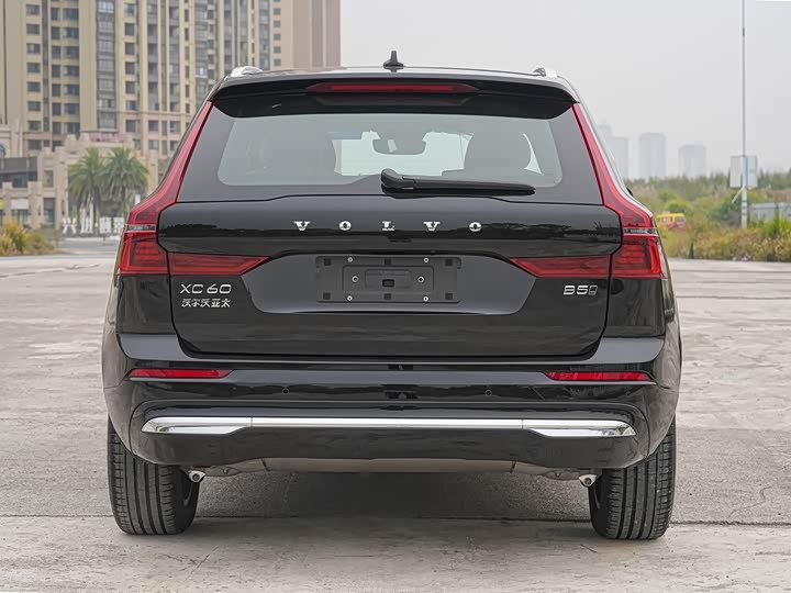 Фото 5 - Volvo XC60