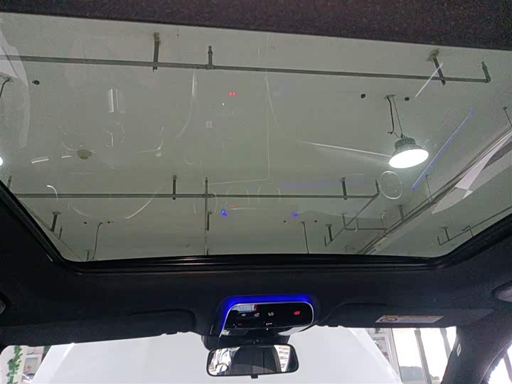 Фото 18 - Mercedes-Benz C-Class