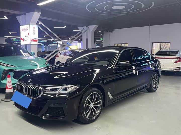 Фото 1 - BMW 5 Series