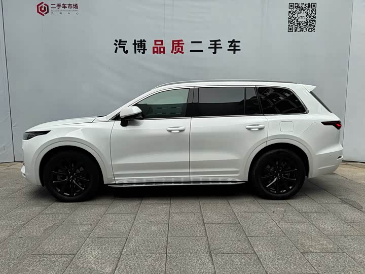 Фото 4 - LiXiang One