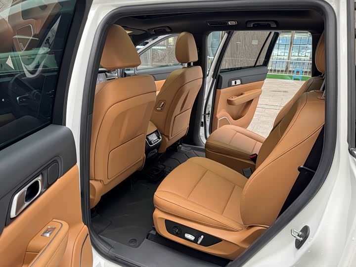 Фото 9 - LiXiang One