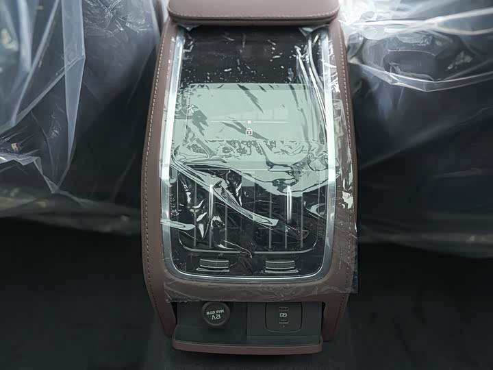 Фото 18 - Volvo S90