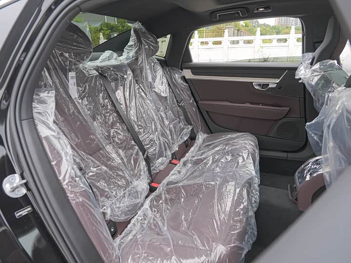 Фото 25 - Volvo S90