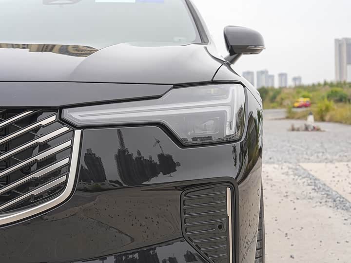 Фото 9 - Volvo S90