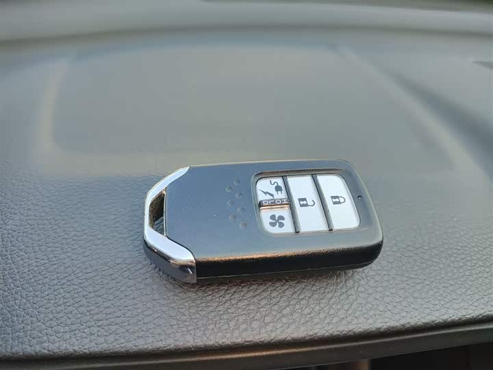 Фото 9 - Honda CR-V Hybrid