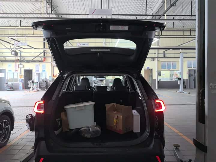 Фото 19 - Toyota Wildlander