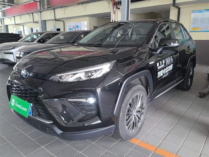 Фото 2 - Toyota Wildlander