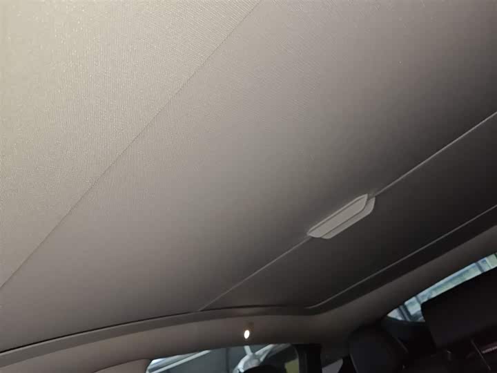 Фото 18 - Tesla Model Y