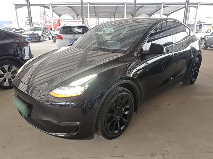 Фото 5 - Tesla Model Y