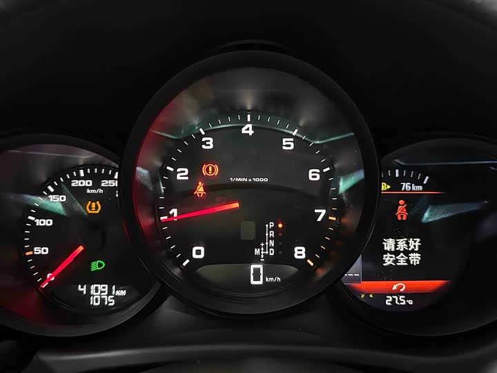 Фото 5 - Porsche Macan