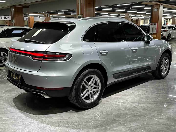 Фото 9 - Porsche Macan
