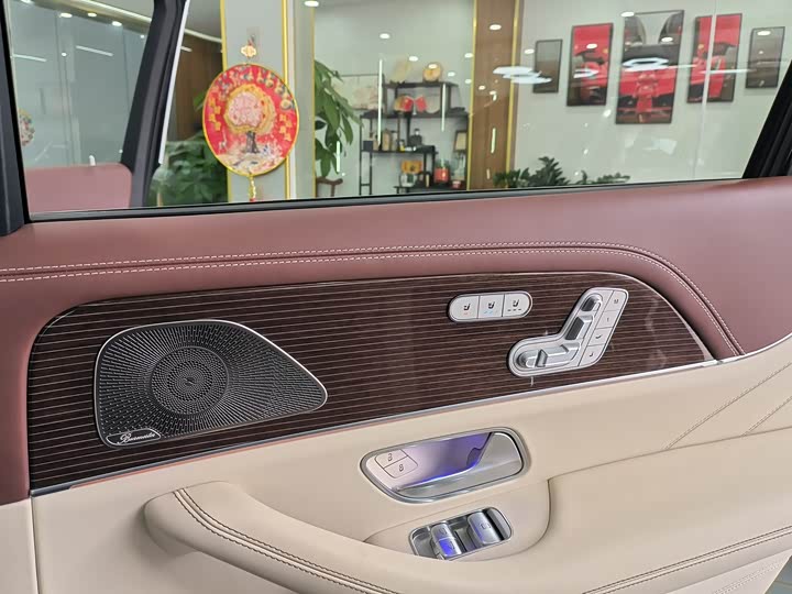 Фото 10 - Mercedes-Benz Maybach GLS