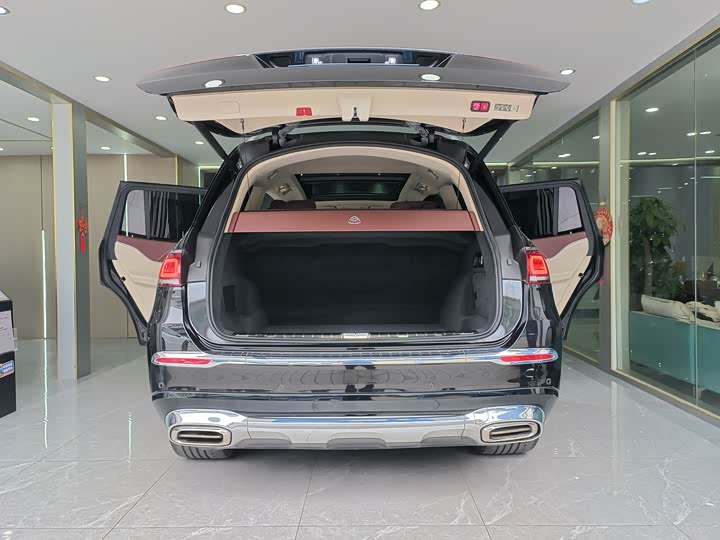 Фото 19 - Mercedes-Benz Maybach GLS