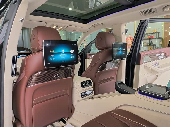 Фото 8 - Mercedes-Benz Maybach GLS