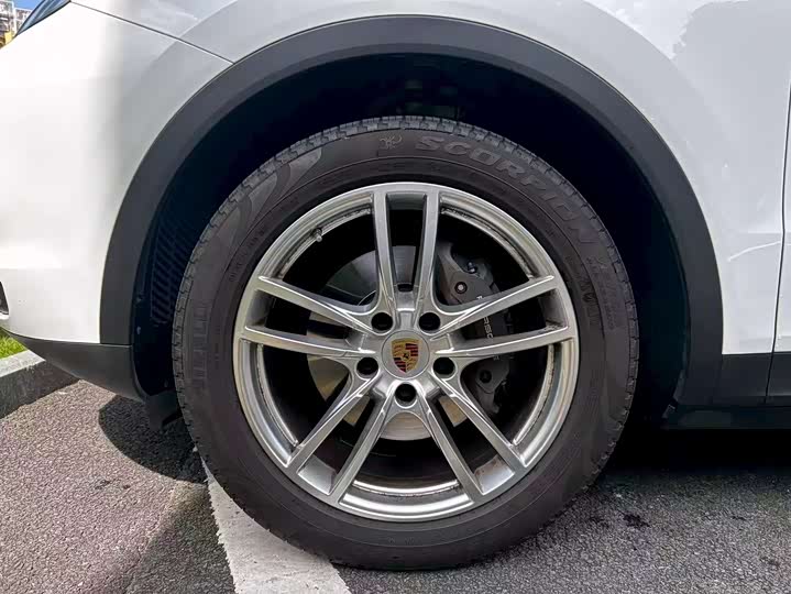 Фото 9 - Porsche Cayenne