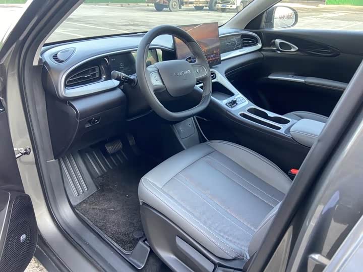 Фото 8 - Geely Galaxy Geome