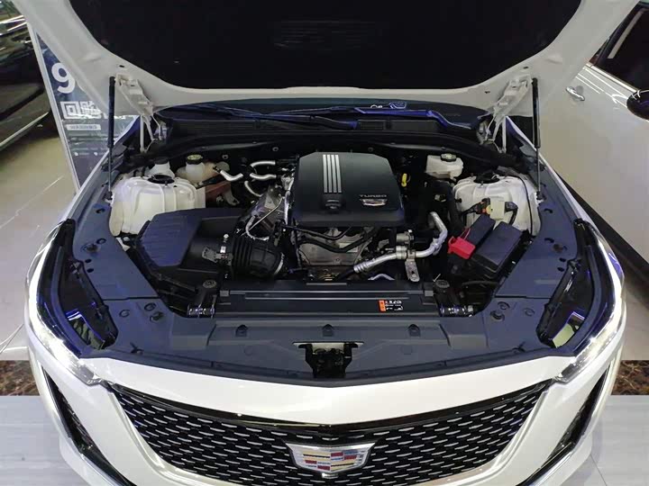 Фото 20 - Cadillac CT5