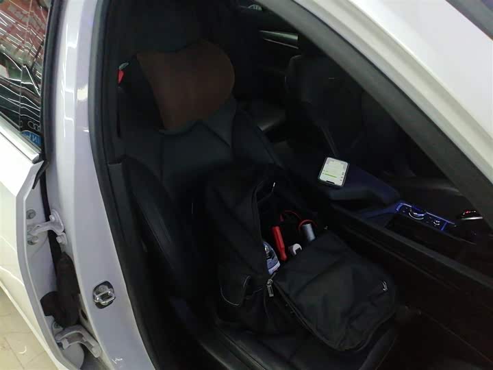 Фото 25 - Cadillac CT5