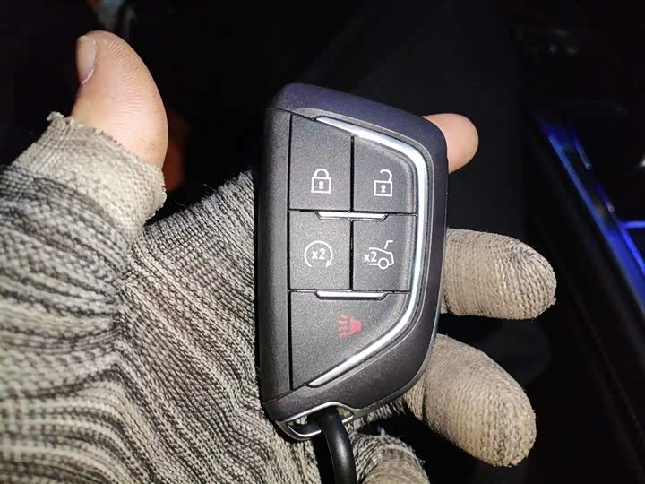 Фото 9 - Cadillac CT5