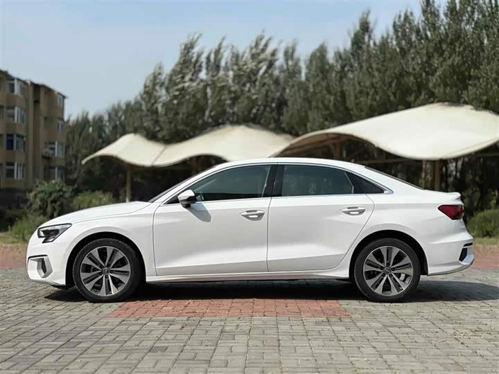 Фото 11 - Audi A3