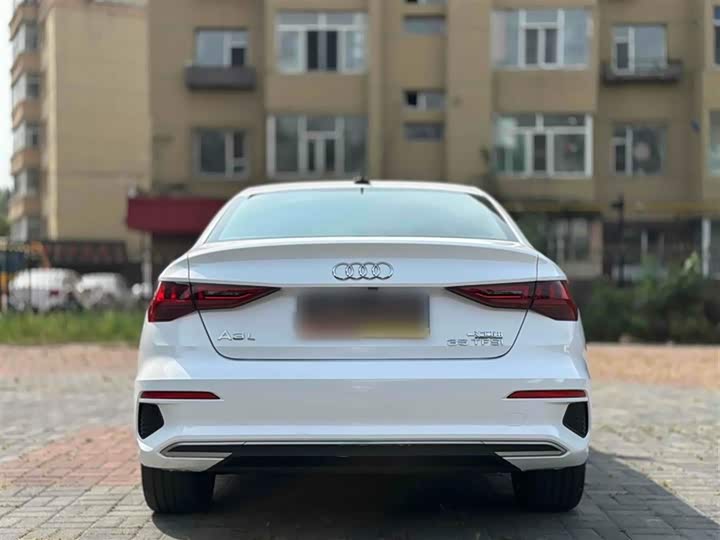 Фото 17 - Audi A3