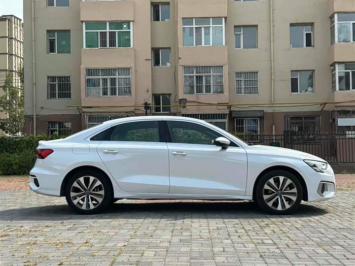 Фото 9 - Audi A3