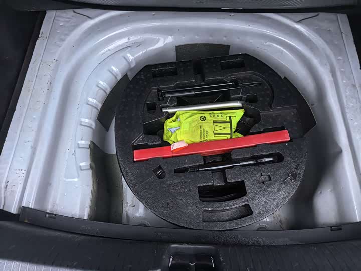 Фото 13 - Volkswagen Lavida