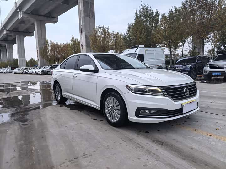 Фото 3 - Volkswagen Lavida