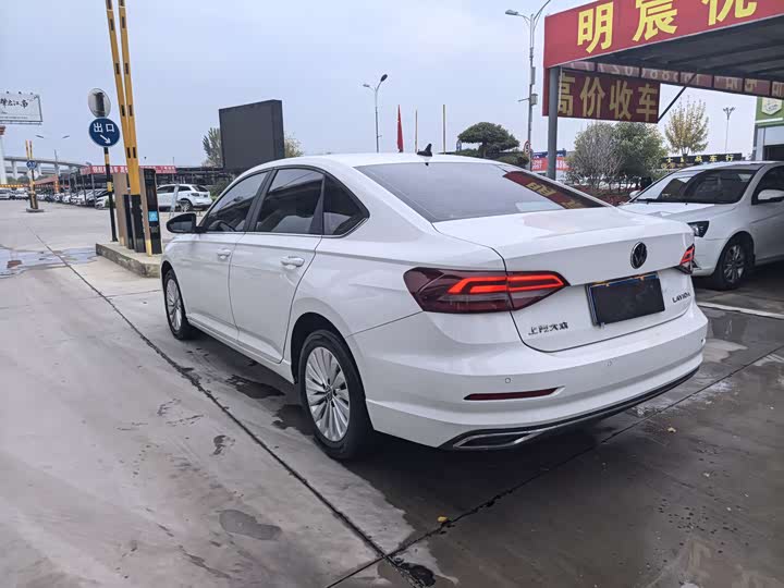 Фото 4 - Volkswagen Lavida