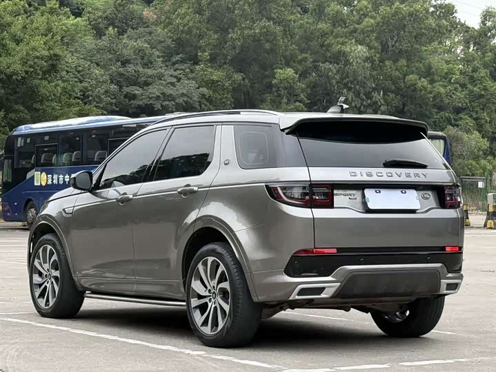 Фото 15 - Land Rover Discovery Sport