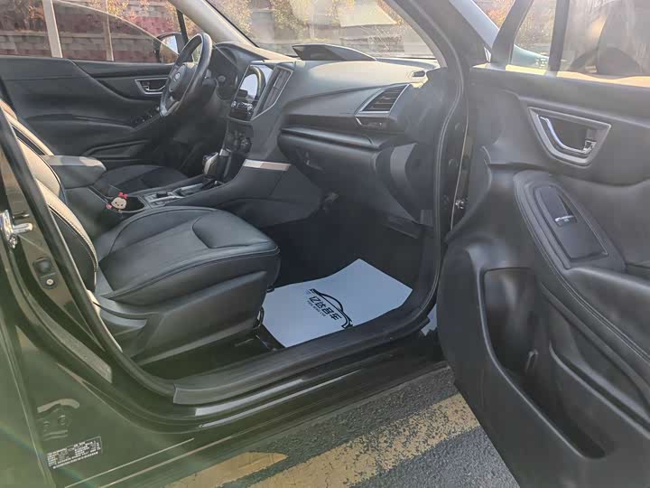 Фото 18 - Subaru Forester