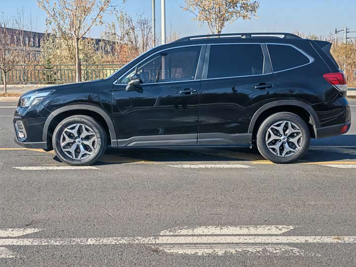 Фото 9 - Subaru Forester